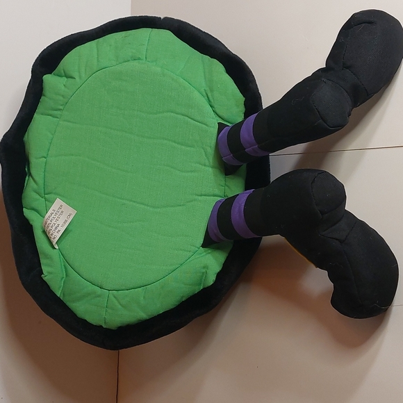 PLUSH WITCH SKIRT BASKET WITH HANDLE, LEGS. VELOR, 2001 - Picture 3 of 5